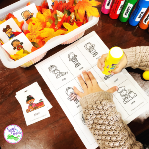 Fall sensory bins