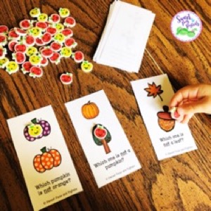 Apple mini erasers